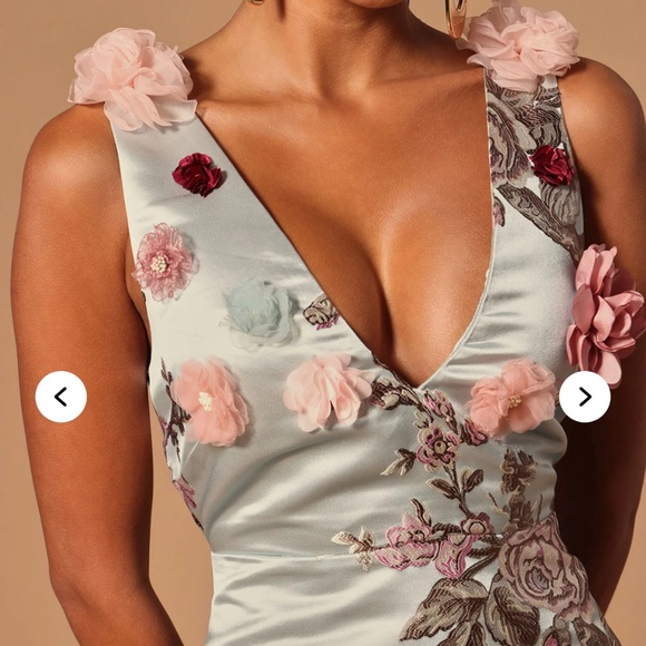 Jacquard Gown - Blue - Picture 2 of 4